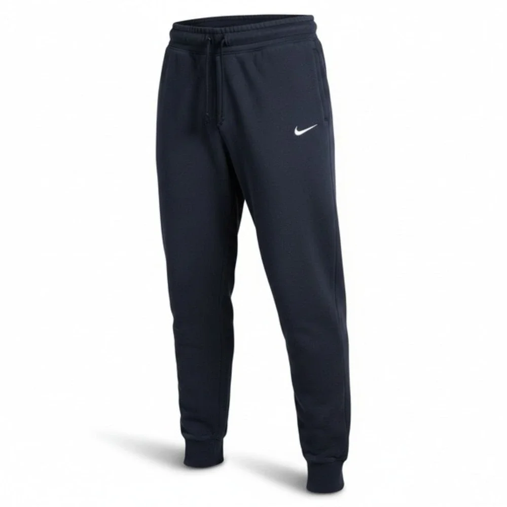 Nike sportswear essential